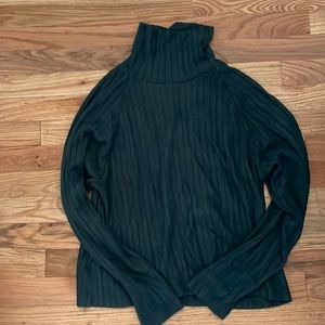 Lush olive green knit sweater turtle neck